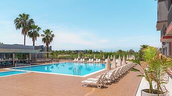 Laristone Suite Spa Hotel