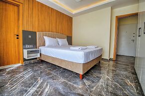 Laristone Suite Spa Hotel