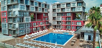 Laristone Suite Spa Hotel