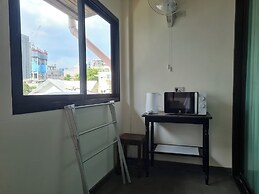 Lee Home Bangkok