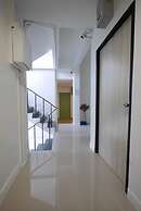 Lee Home Bangkok