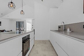 Reykjavik Luxury Hotel Apartment KARTULI