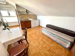 Apartment Luky 9