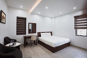 The Eastern Hotel & Apartment