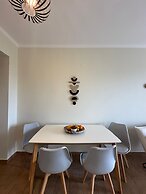 Casa Vardani Modern Central Apartments