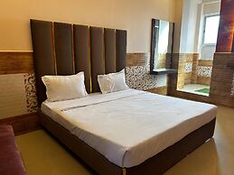 Hotel Seven Apple