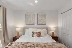 @ Marbella Lane - Vibrant 5BR Home in Daly City