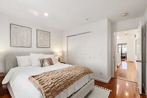 @ Marbella Lane - Vibrant 5BR Home in Daly City