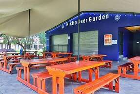Nikita Motel