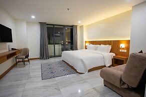 Nalada Hotel