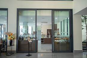Nalada Hotel
