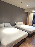 AKA Hotel