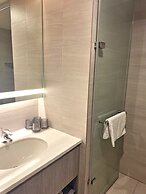 AKA Hotel