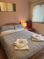 Rooms at the Huntsman Inn