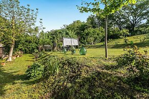 Cozy Apt Intypical Hayloft With Garden