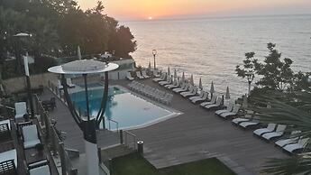 Diapolis hotel