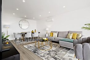 Villa Vellure by Homie