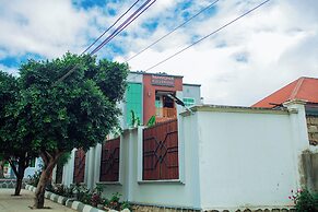 MARONA CITY HOTEL