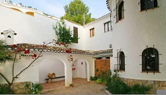 Bonestar in Javea With 5 Bedrooms and 2 Bathrooms