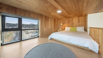 Capella Oceanview Spa Resort Goseong