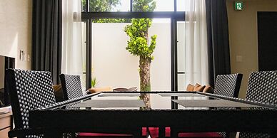 villa LIFE INDAH sumuide