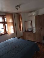 Awesome Location! Probably the Best in the Old Town