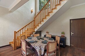 Himvan by Akama Homes