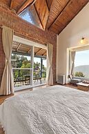 Himvan by Akama Homes