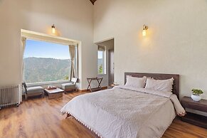 Himvan by Akama Homes