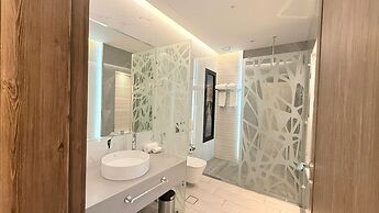 Le Reve Hotel