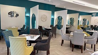 Le Reve Hotel
