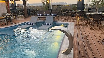 Le Reve Hotel