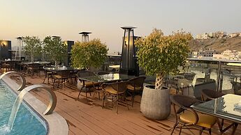 Le Reve Hotel