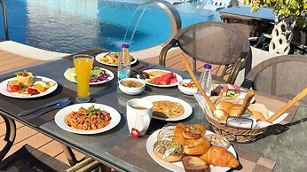 Le Reve Hotel