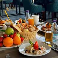 Le Reve Hotel