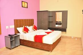 ARUVI RESORT