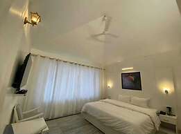 HOTEL DIAMOND