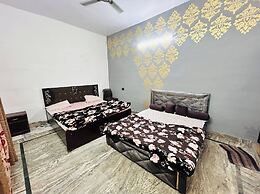 AGRAWAL INN Guest House