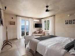 Rosmarino Villa Galaxidi