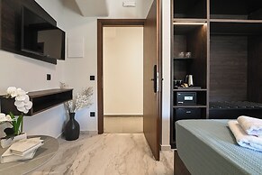 Envy SeaSide Suites