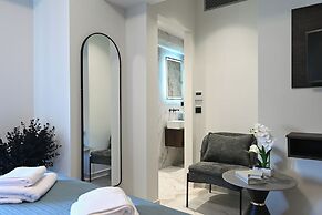 Envy SeaSide Suites
