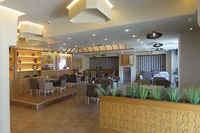 Envy SeaSide Suites