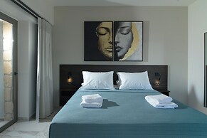 Envy SeaSide Suites