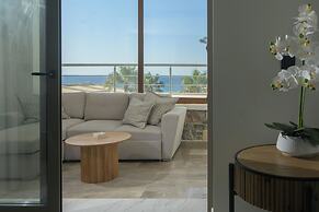 Envy SeaSide Suites