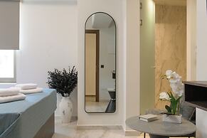 Envy SeaSide Suites