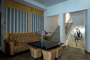Envy SeaSide Suites