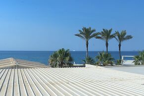 Envy SeaSide Suites