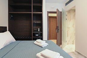 Envy SeaSide Suites