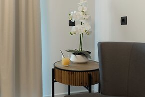 Envy SeaSide Suites