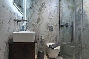 Envy SeaSide Suites